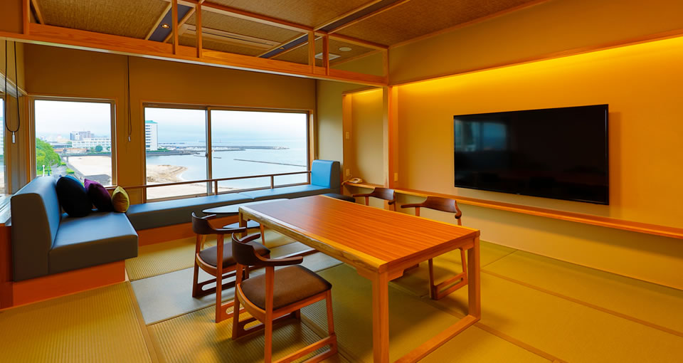 Japanese-Western style room with scenic cypress bath